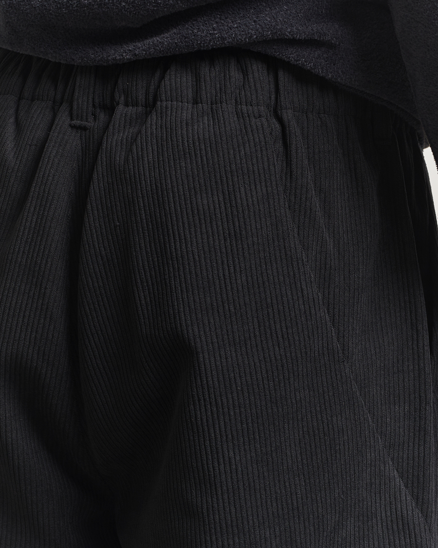 Men | Trousers | Goldwin | Wale Corduroy Straight Pants Black
