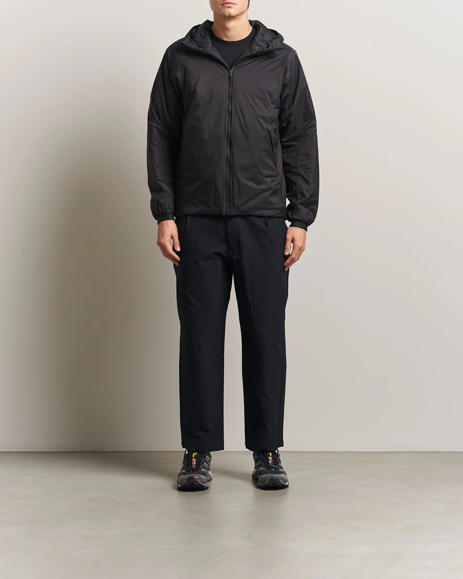 Men | Coats & Jackets | Goldwin | Pertex Quantum Padded Jacket Black