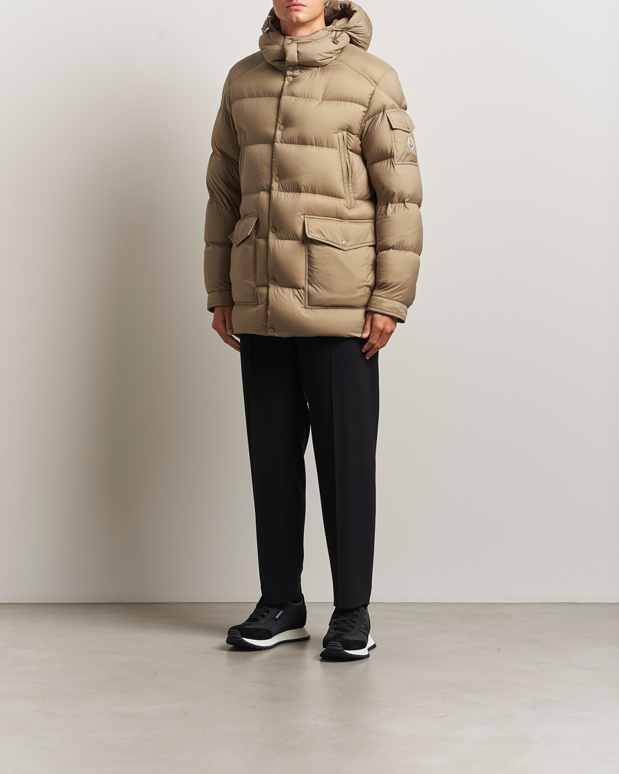 ハク　モンクレール DORDOGNA Moncler - Dordogne Black Textured Puffer Coat | Mitchell Stores