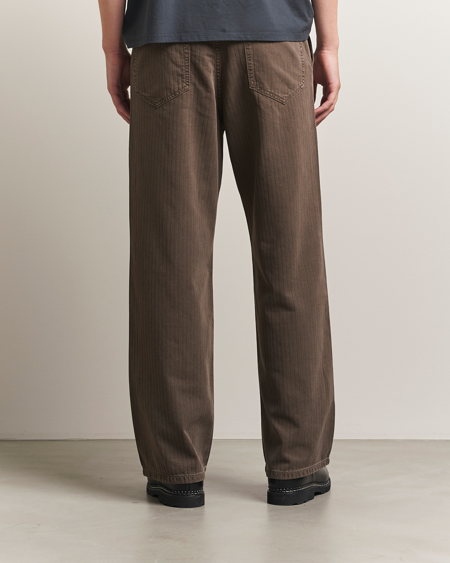 Men | Trousers | Jeanerica | Genua Herringbone Twill Chino Brown