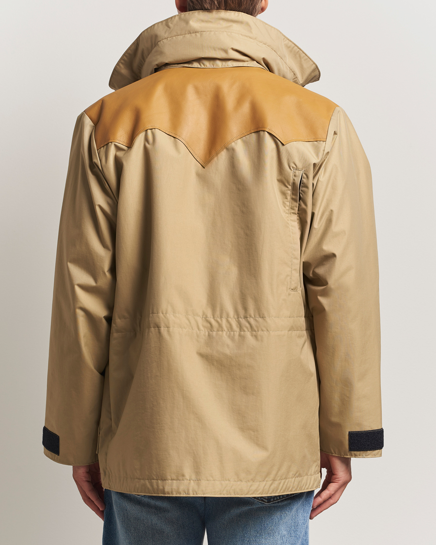 Men | Coats & Jackets | Rocky Mountain Featherbed | Mountain Parka Tan