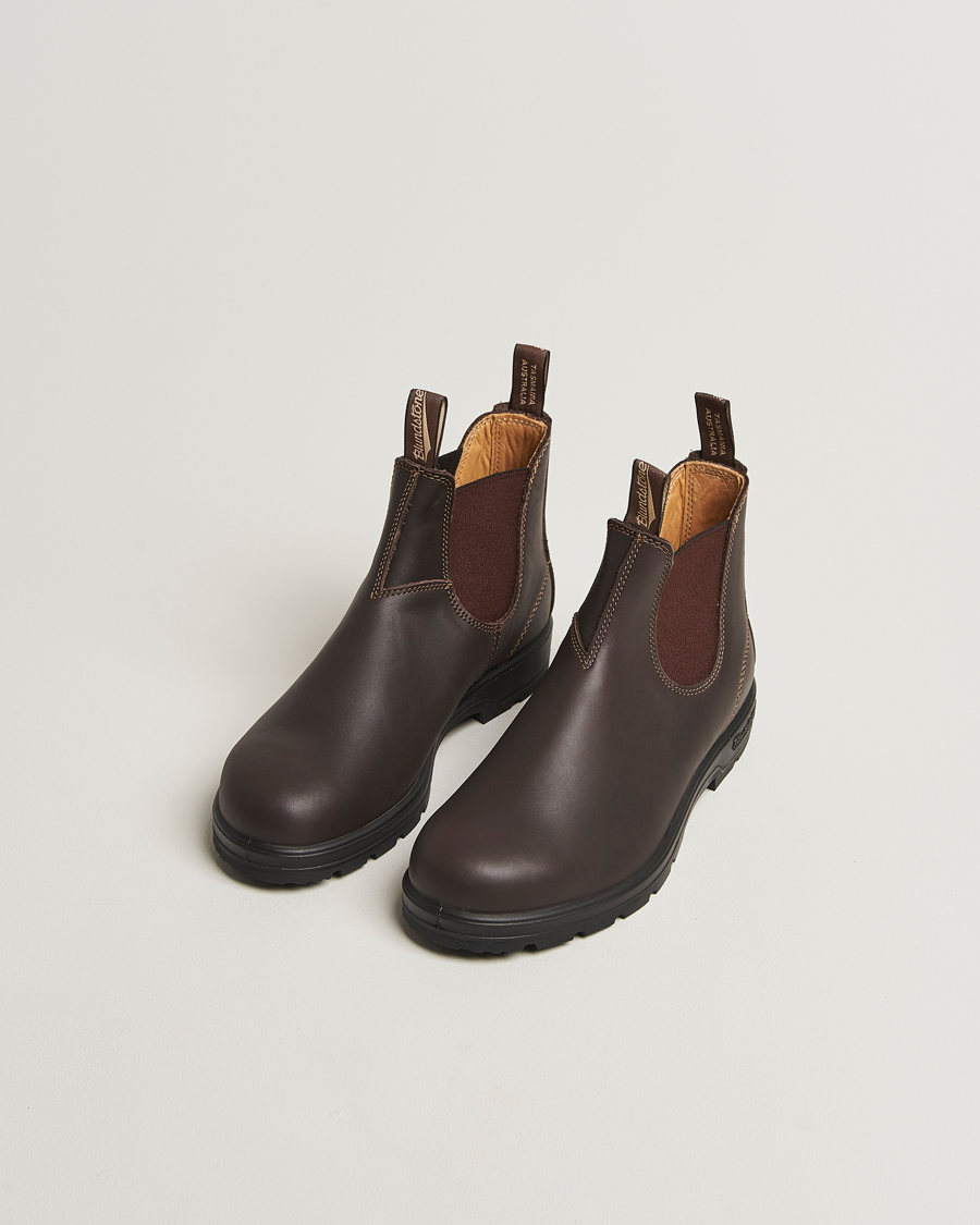 Blundstone 550 Classic Leather Chelsea Boot Walnut Brown at