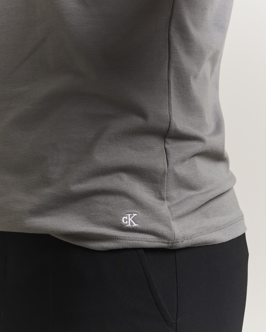 Men | T-Shirts | Calvin Klein | 3-Pack Cotton Stretch Crew Neck T-Shirt Grey/White/Blue