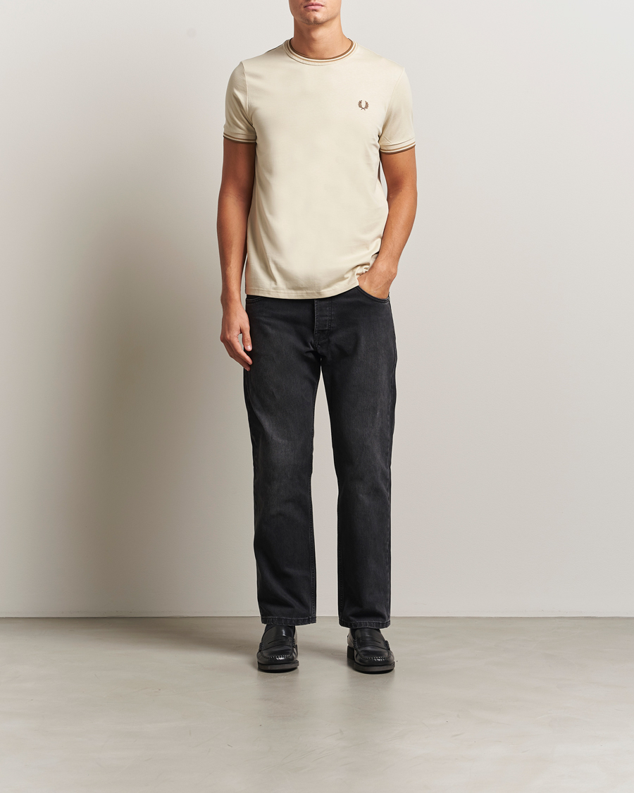 Men | T-Shirts | Fred Perry | Twin Tipped T-Shirt Oatmeal