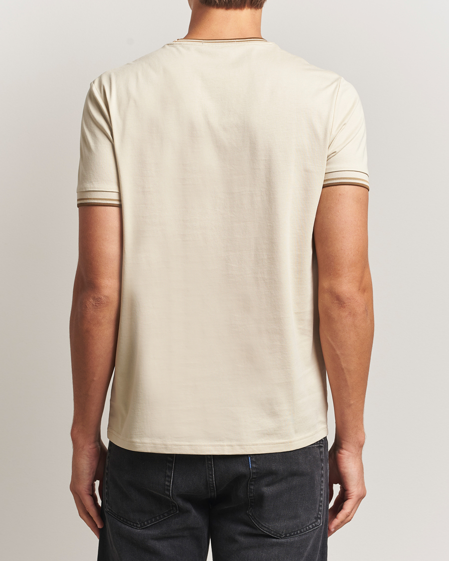Men | T-Shirts | Fred Perry | Twin Tipped T-Shirt Oatmeal