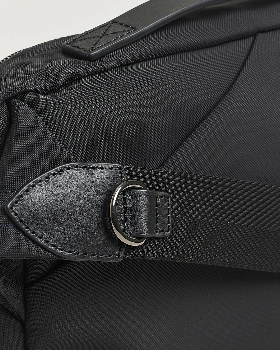 Men | Bags | Mismo | M/S Passage Sling Bag Eclipse Black/Black