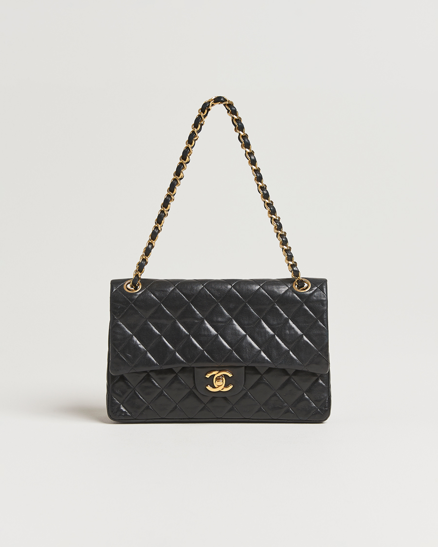 Men | Pre-Owned & Vintage Bags | Chanel Pre-Owned | Classic Double Flap Medium Lambskin Black