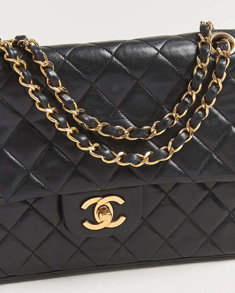 Men | Pre-Owned & Vintage Bags | Chanel Pre-Owned | Classic Double Flap Medium Lambskin Black