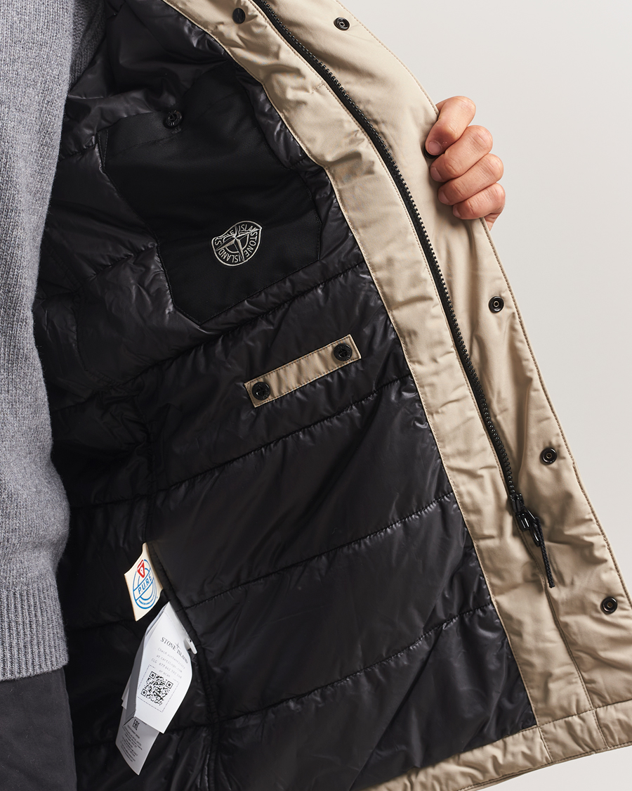 Men | Coats & Jackets | Stone Island | Micro Twill Primaloft Padded Coat Beige