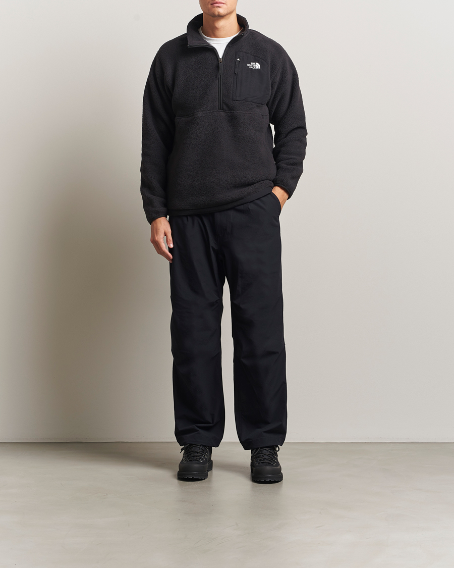 Men | Sweaters & Knitwear | The North Face | Yumiori Half Zip Fleece Black