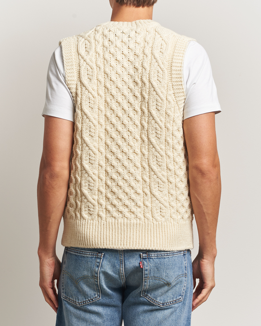Men | Sweaters & Knitwear | Peregrine | Hudson Wool Aran Knitted Vest Ecru