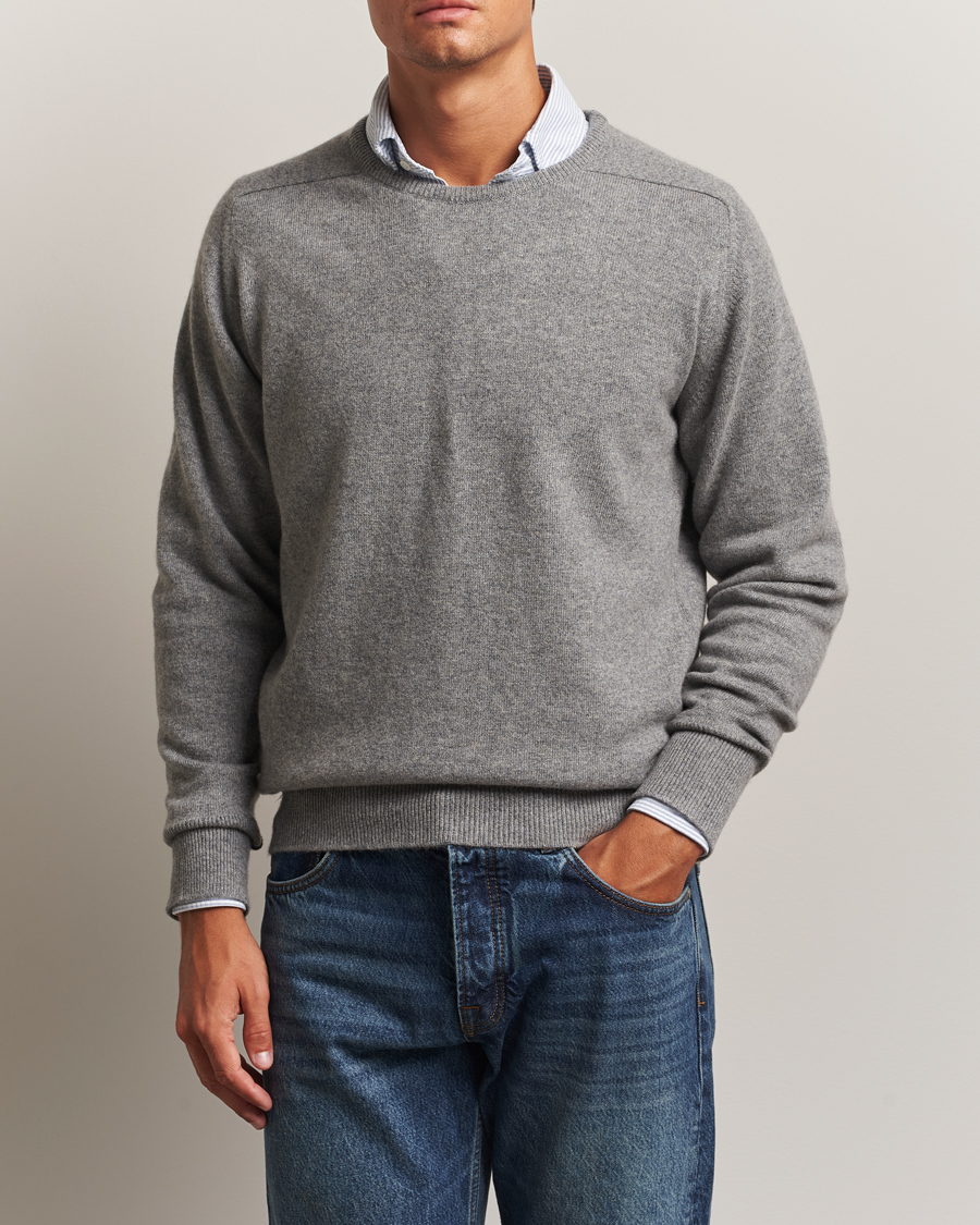 William Lockie Melrose Cashmere Crew Neck Grey at CareOfCarl.com