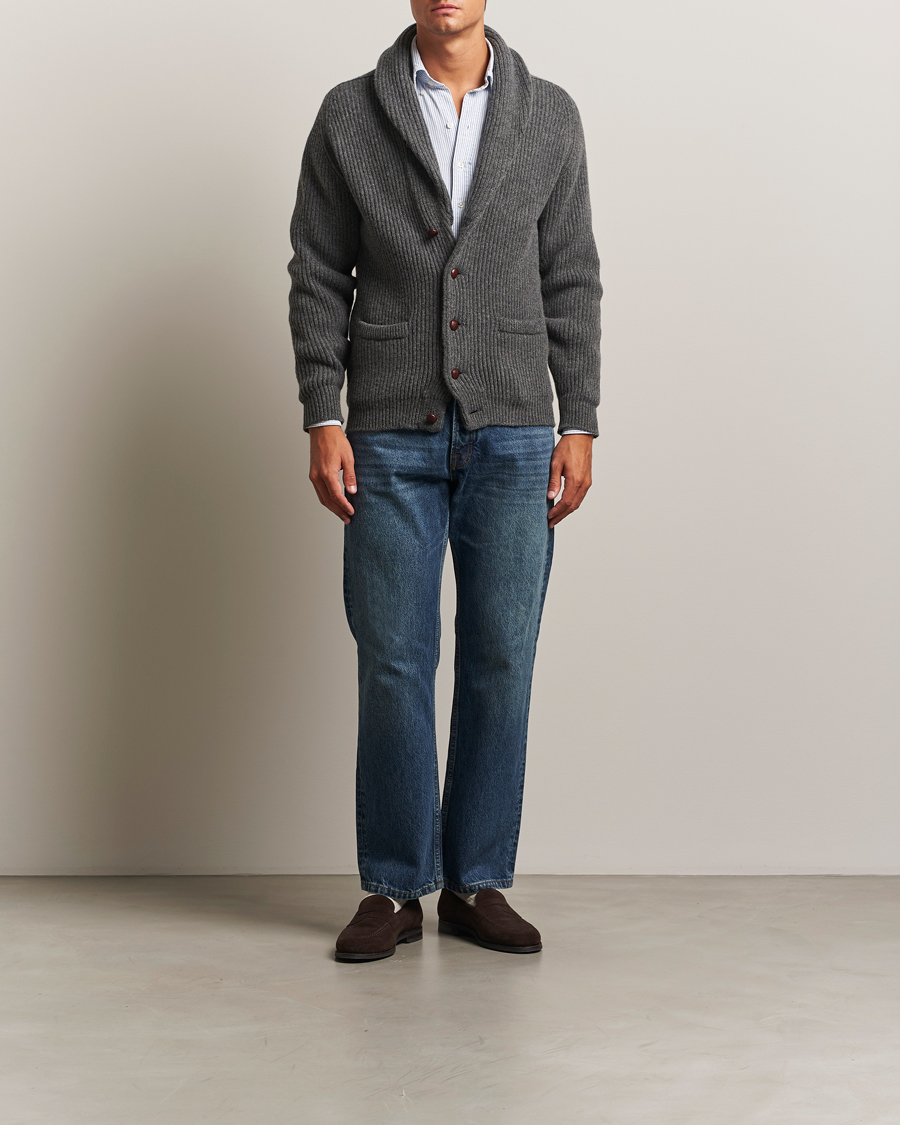 Men | Sweaters & Knitwear | William Lockie | Windsor Geelong Lambswool Shawl Cardigan Grey
