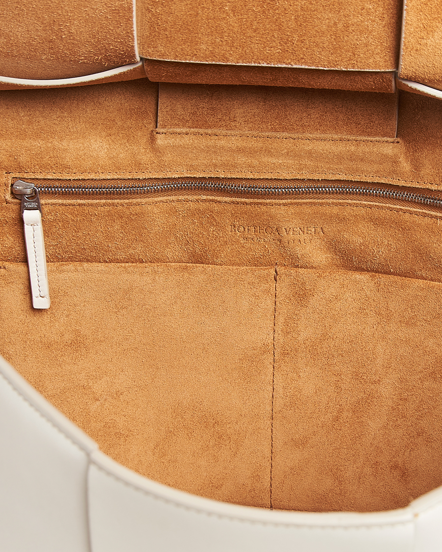 Men | Bottega Veneta Pre-Owned Intrecciato Arco Small White | Bottega Veneta Pre-Owned | Intrecciato Arco Small White