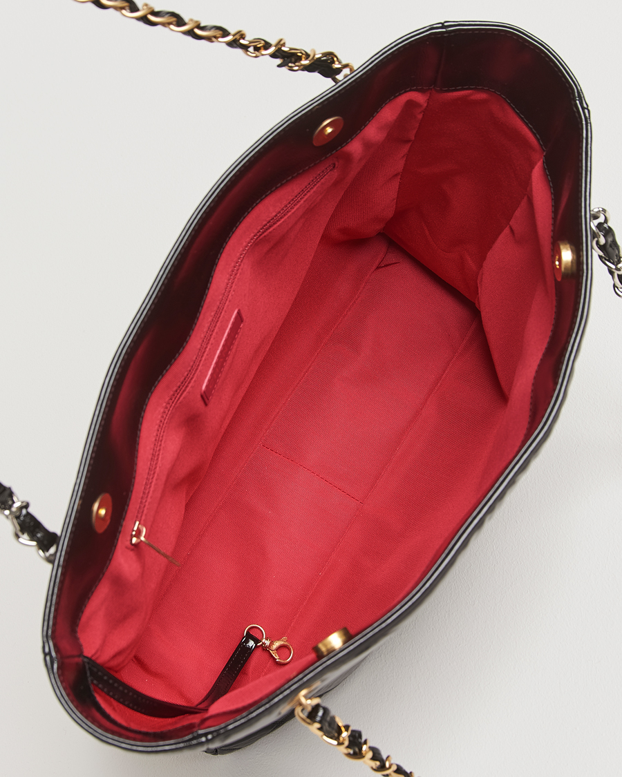 Men | Chanel Pre-Owned Chain Tote Bag Black | Chanel Pre-Owned | Chain Tote Bag Black