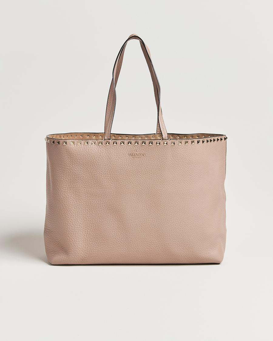 Men | Valentino Pre-Owned Medium Rockstud Tote Bag Poudre | Valentino Pre-Owned | Medium Rockstud Tote Bag Poudre