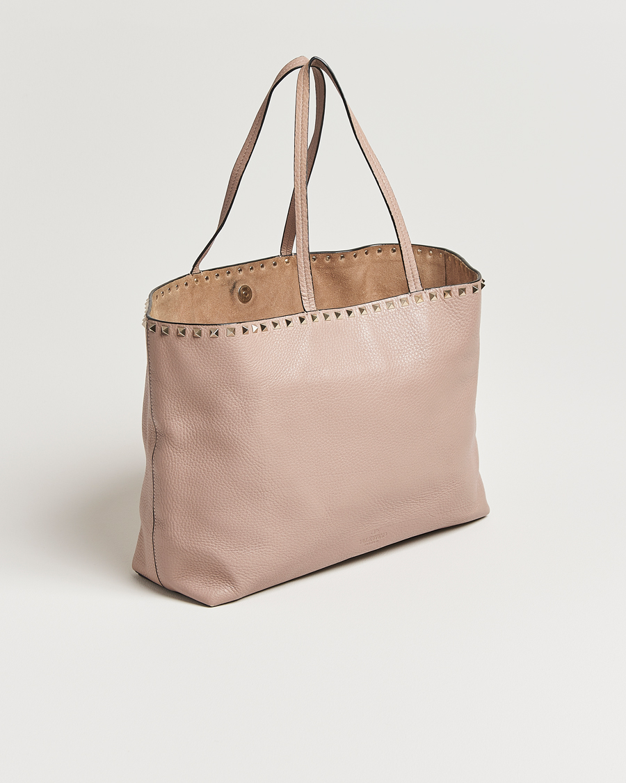 Men | Valentino Pre-Owned Medium Rockstud Tote Bag Poudre | Valentino Pre-Owned | Medium Rockstud Tote Bag Poudre