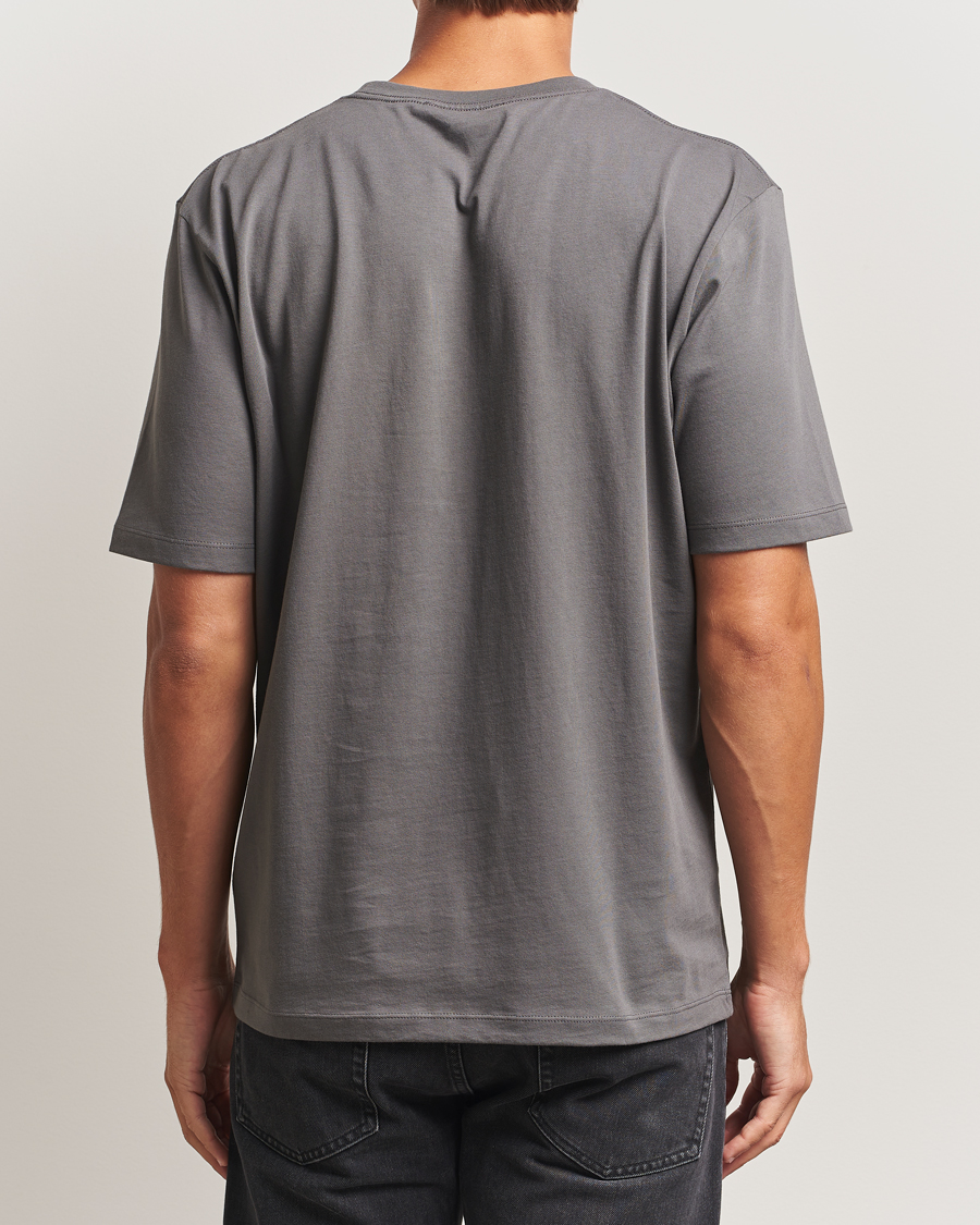 Men | T-Shirts | Tiger of Sweden | Pro Logo Crew Neck T-Shirt Silver