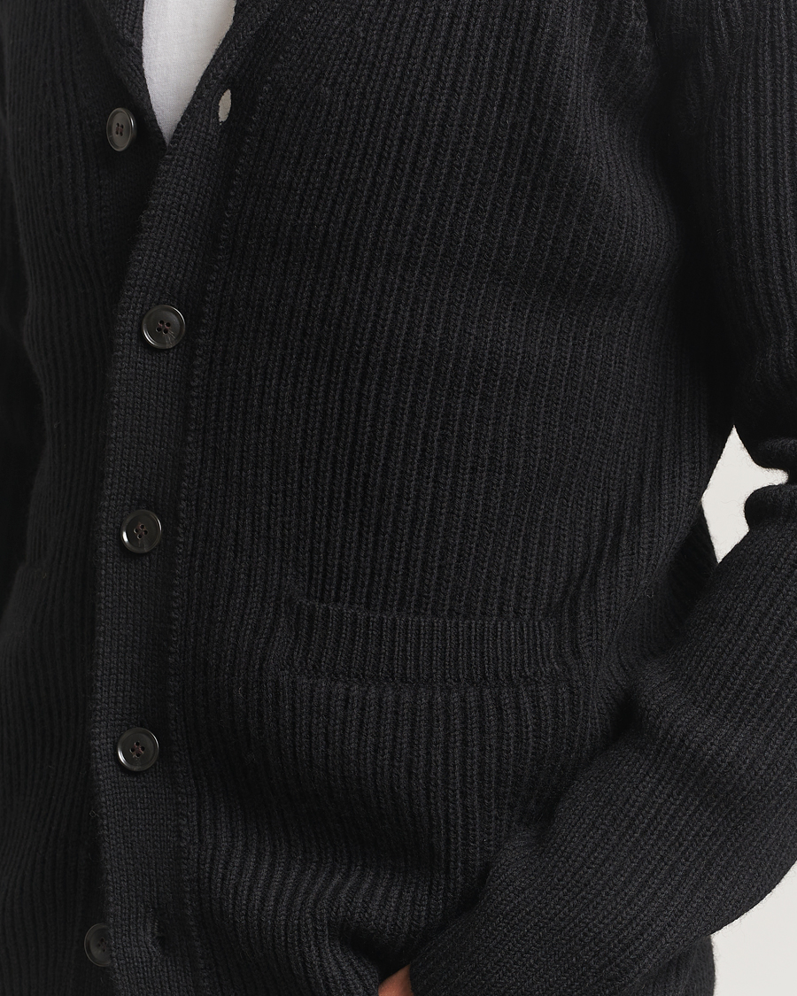 Men | Sweaters & Knitwear | Tiger of Sweden | Lester Heavy Wool Cardigan Black
