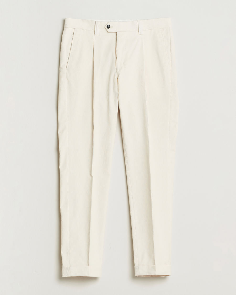 Men | Trousers | Tiger of Sweden | Tenuta Pleated Corduroy Trousers Light Ivory