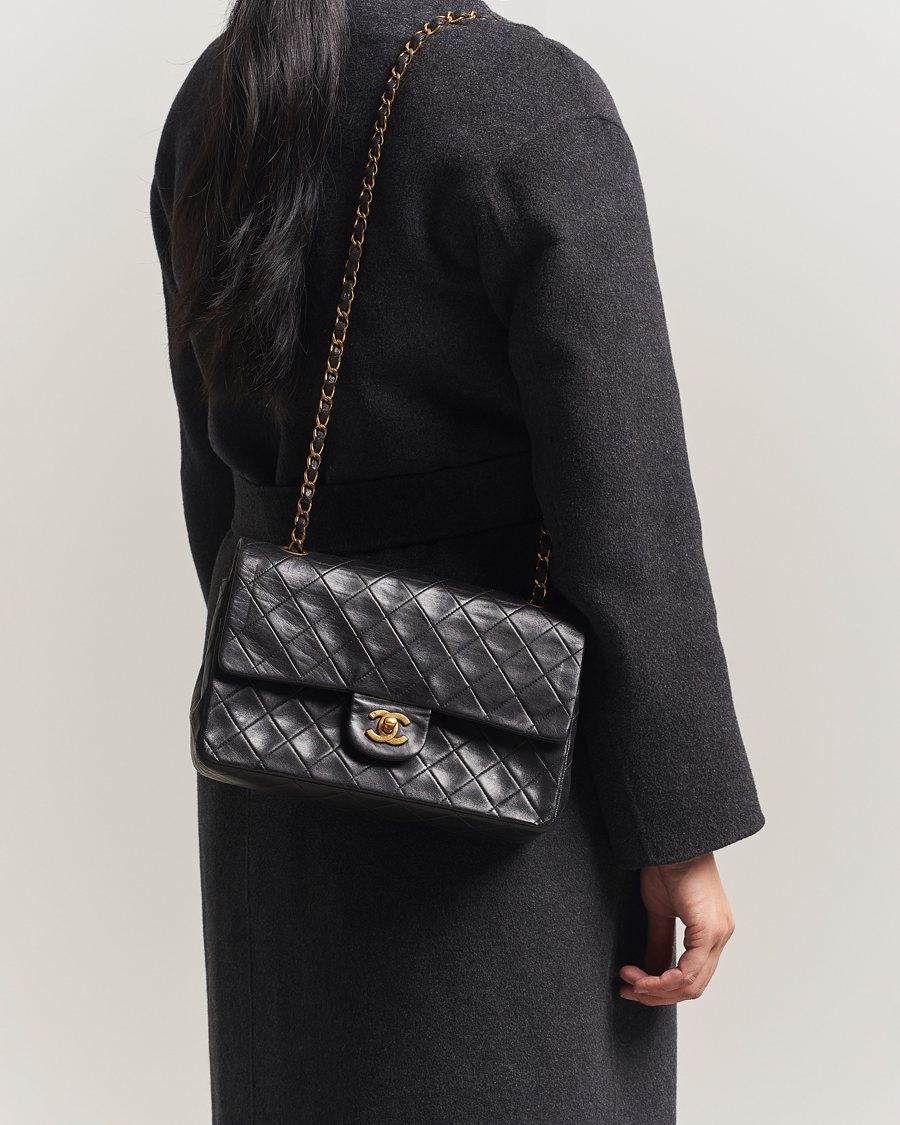 Men | Chanel Pre-Owned Classic Double Flap Medium Lambskin Black | Chanel Pre-Owned | Classic Double Flap Medium Lambskin Black