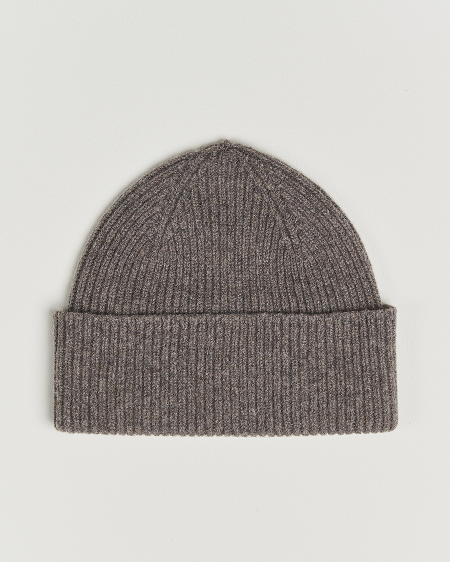 Men | Beanies | Robert Mackie | Clyde Lambswool Beanie Light Brown