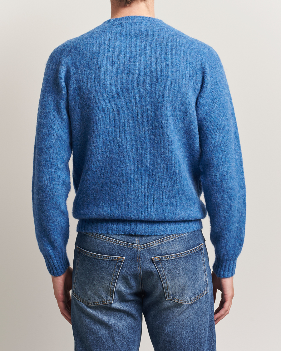 Men | Sweaters & Knitwear | Harley Of Scotland | Brushed Supersoft Lambswool Crewneck Cobalt
