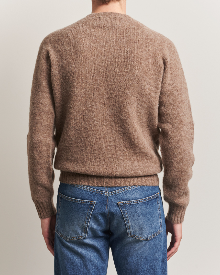 Men | Sweaters & Knitwear | Harley Of Scotland | Brushed Supersoft Lambswool Crewneck Tundra