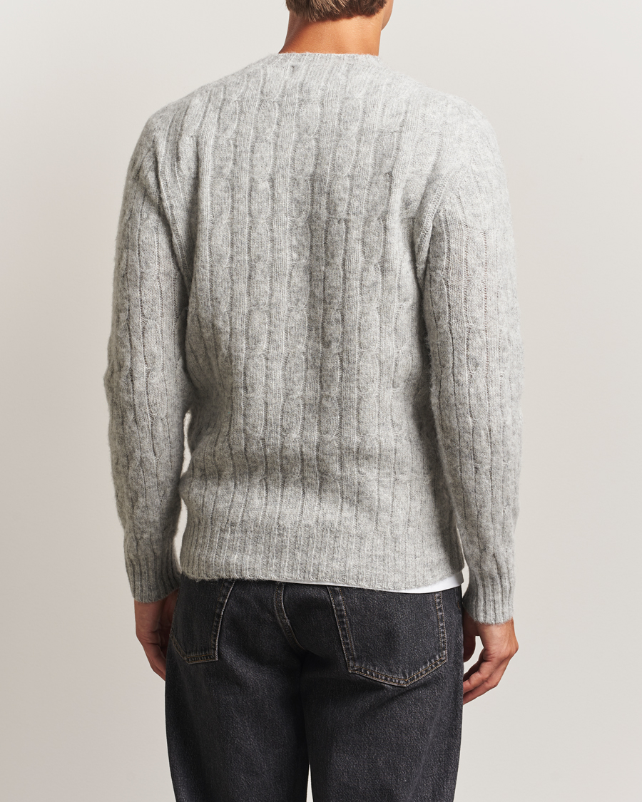 Men | Sweaters & Knitwear | Harley Of Scotland | Brushed Supersoft Lambswool Cable Silver