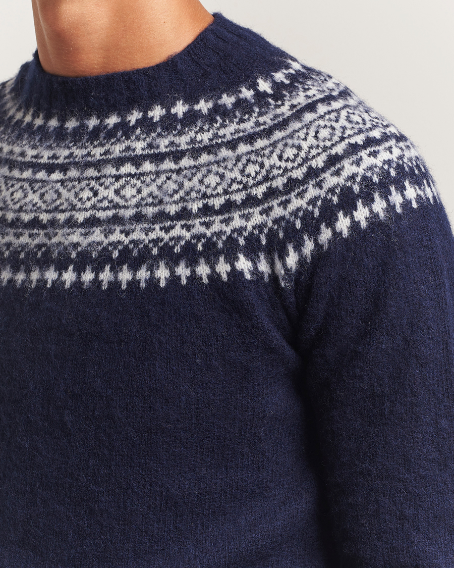 Men | Sweaters & Knitwear | Harley Of Scotland | Brushed Supersoft Lambswool Yolk Fairisle Navy