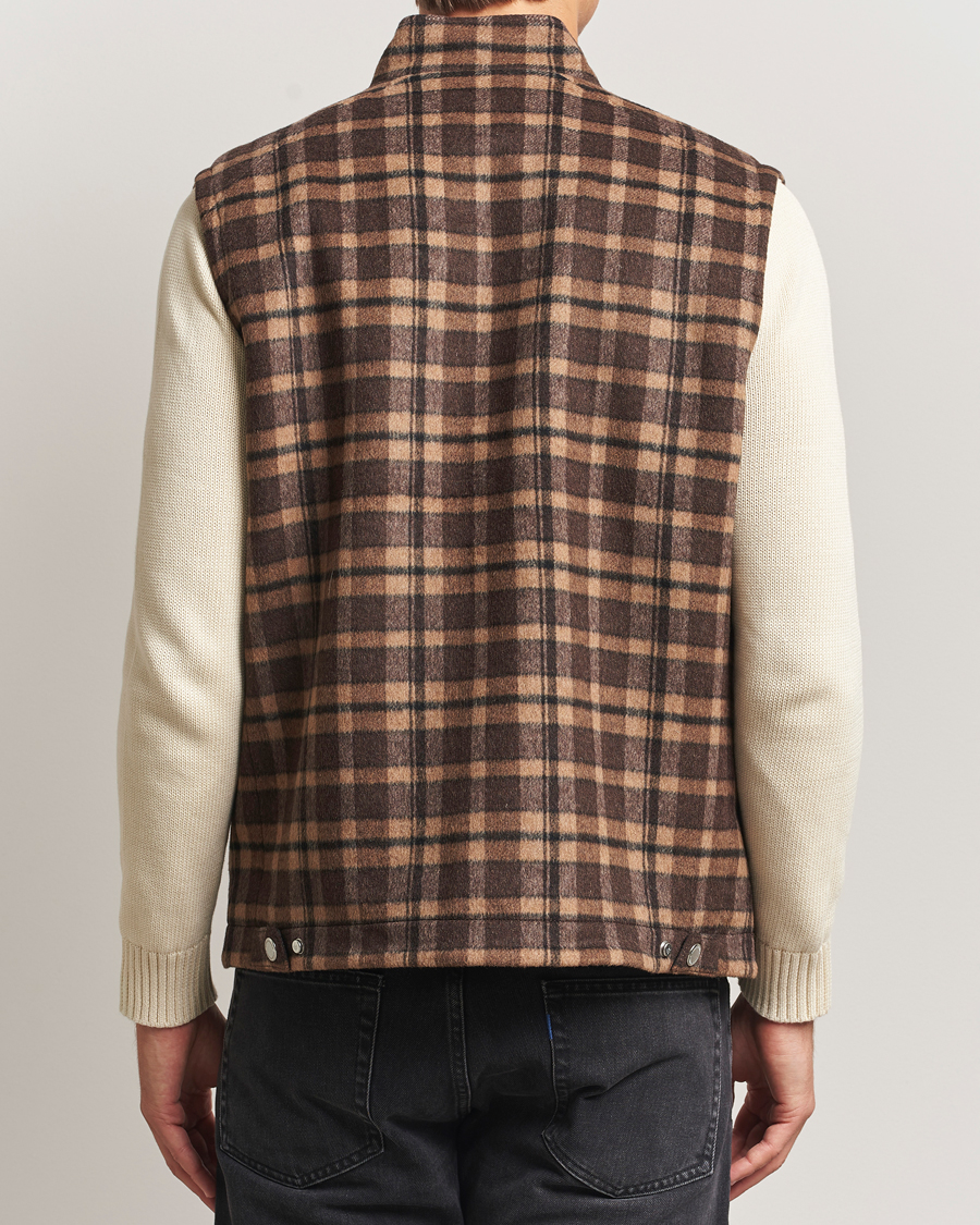 Men | Coats & Jackets | Morris | Humphrey Vest Brown