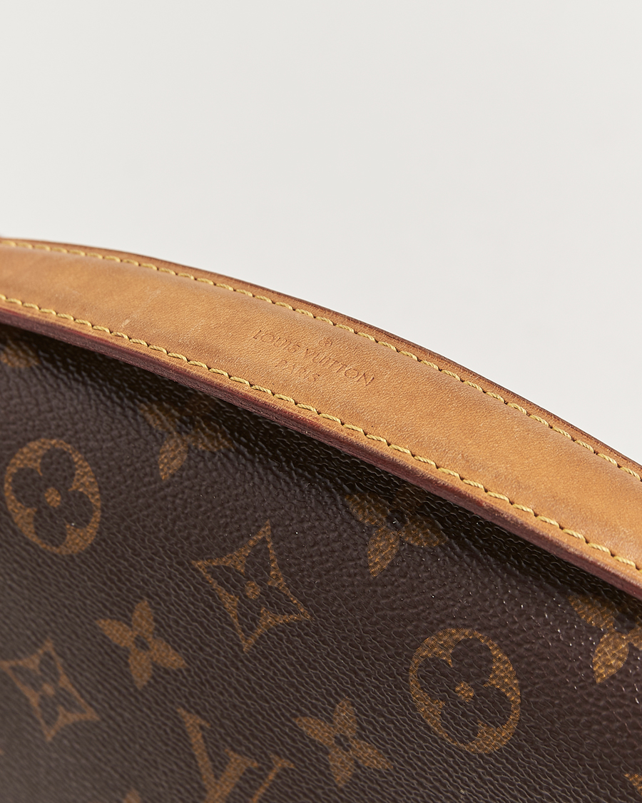 Men | Pre-Owned & Vintage Bags | Louis Vuitton Pre-Owned | Pochette Métis Monogram