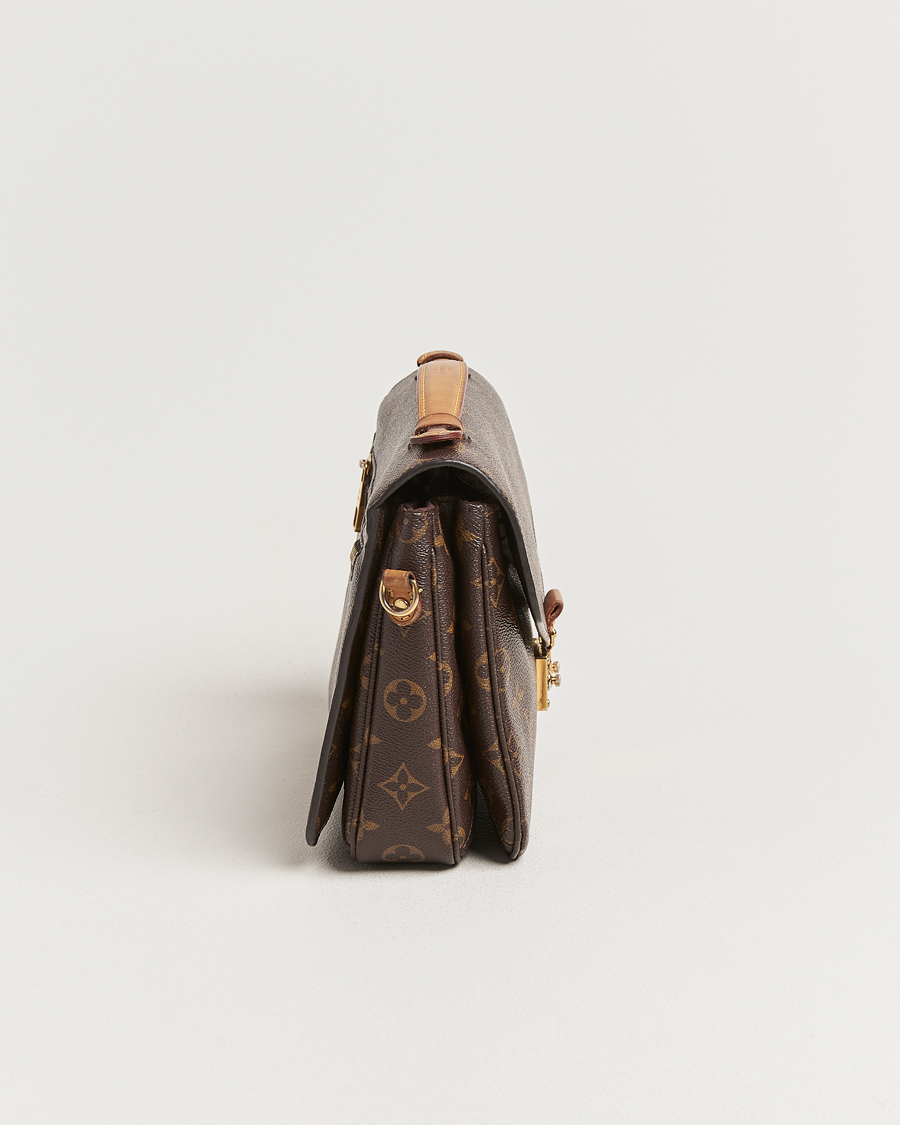 Men | Pre-Owned & Vintage Bags | Louis Vuitton Pre-Owned | Pochette Métis Monogram
