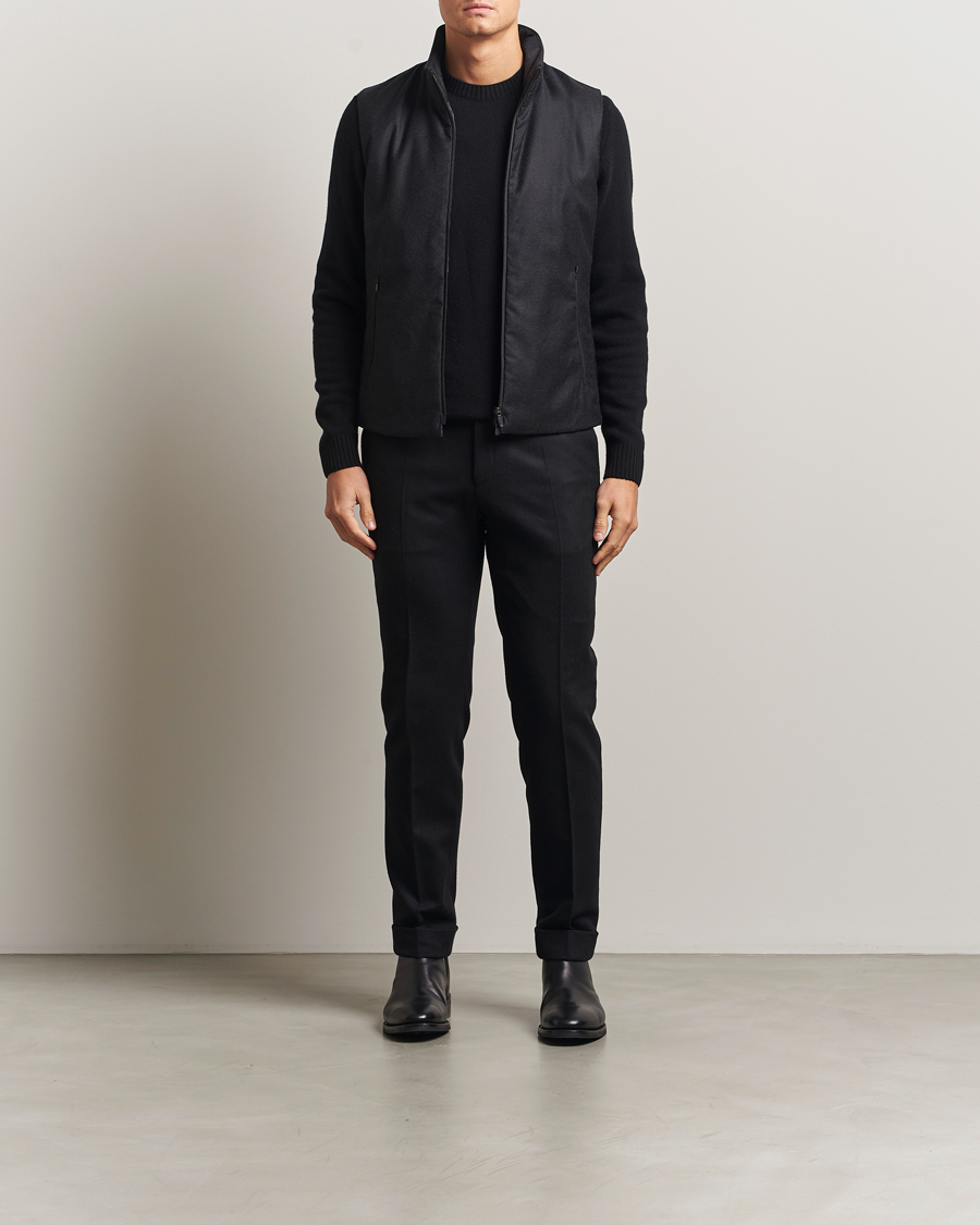 Men | Gilets | UBR | Raptor Lightweight Vest Savile Black Melange