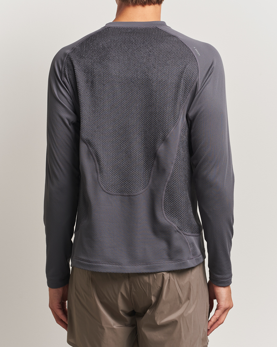 Men | T-Shirts | Satisfy | FuzzFleece Octa Long Sleeve T-Shirt Phantom