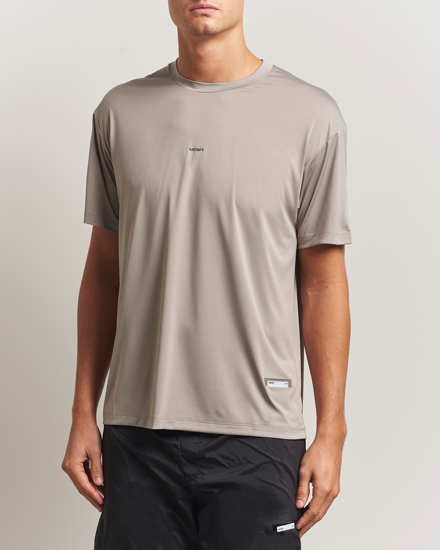 Satisfy AuraLite T-Shirt Aluminium at CareOfCarl.com
