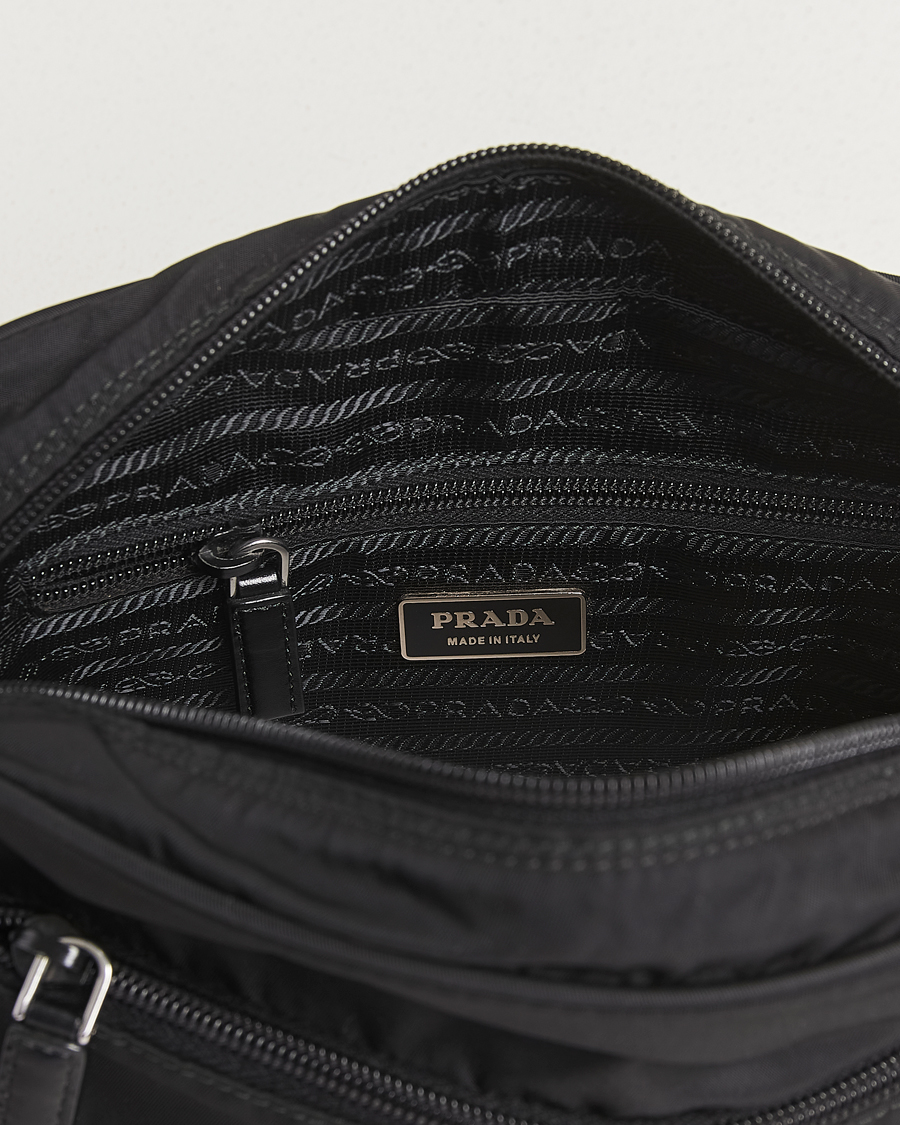 Men | Prada Pre-Owned Tessuto Nylon Leather Shoulder Bag Black | Prada Pre-Owned | Tessuto Nylon Leather Shoulder Bag Black