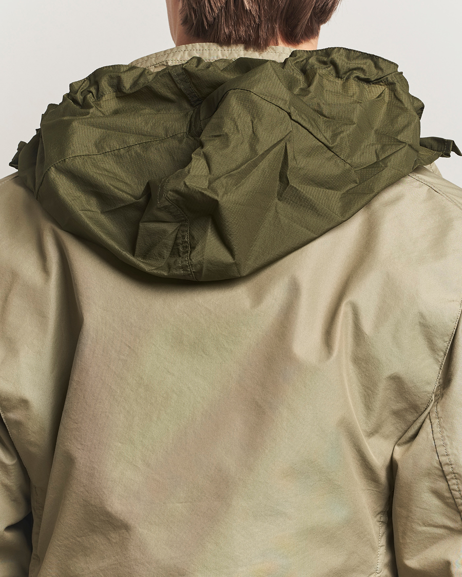 Men | Coats & Jackets | BEAMS PLUS | MIL Field Jacket Olive