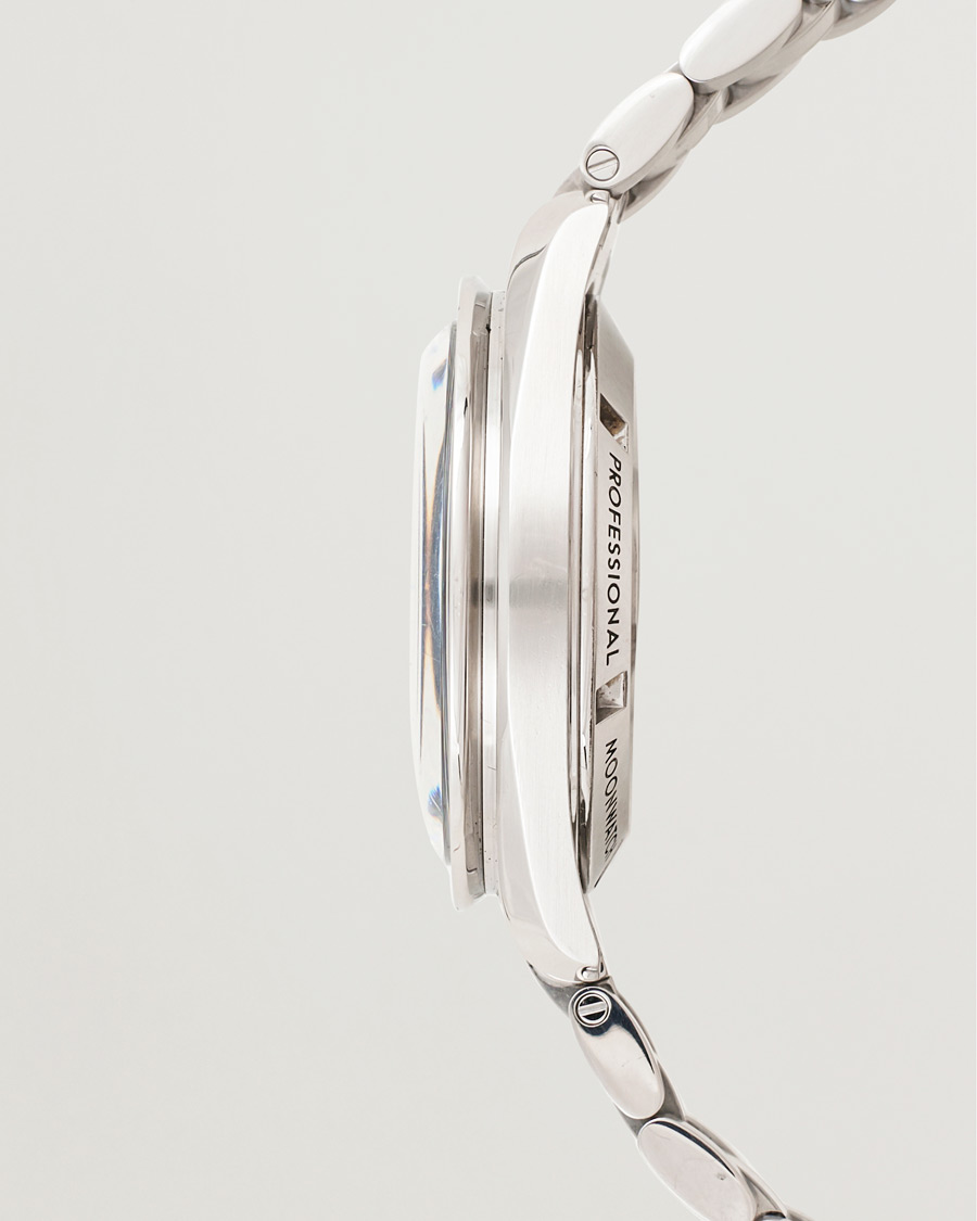 Men | Omega Pre-Owned Speedmaster Professional Moonwatch | Omega Pre-Owned | Speedmaster Professional Moonwatch