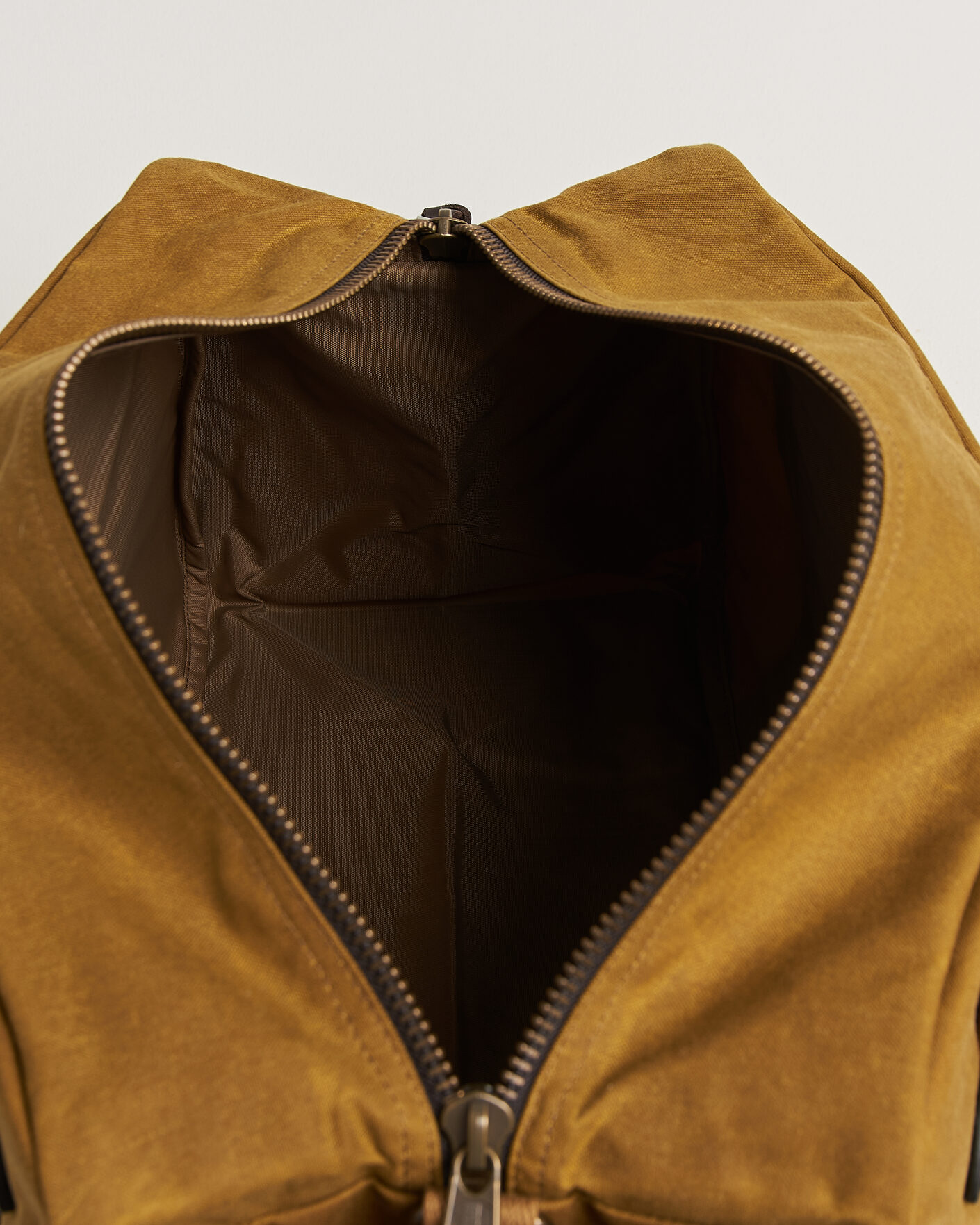 Men | Bags | Filson | Tin Cloth Small Duffle Tan