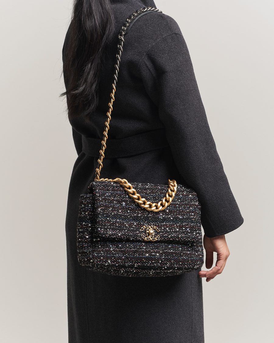 Men | Chanel Pre-Owned Chanel 19 Sequins Large Handbag Black | Chanel Pre-Owned | Chanel 19 Sequins Large Handbag Black