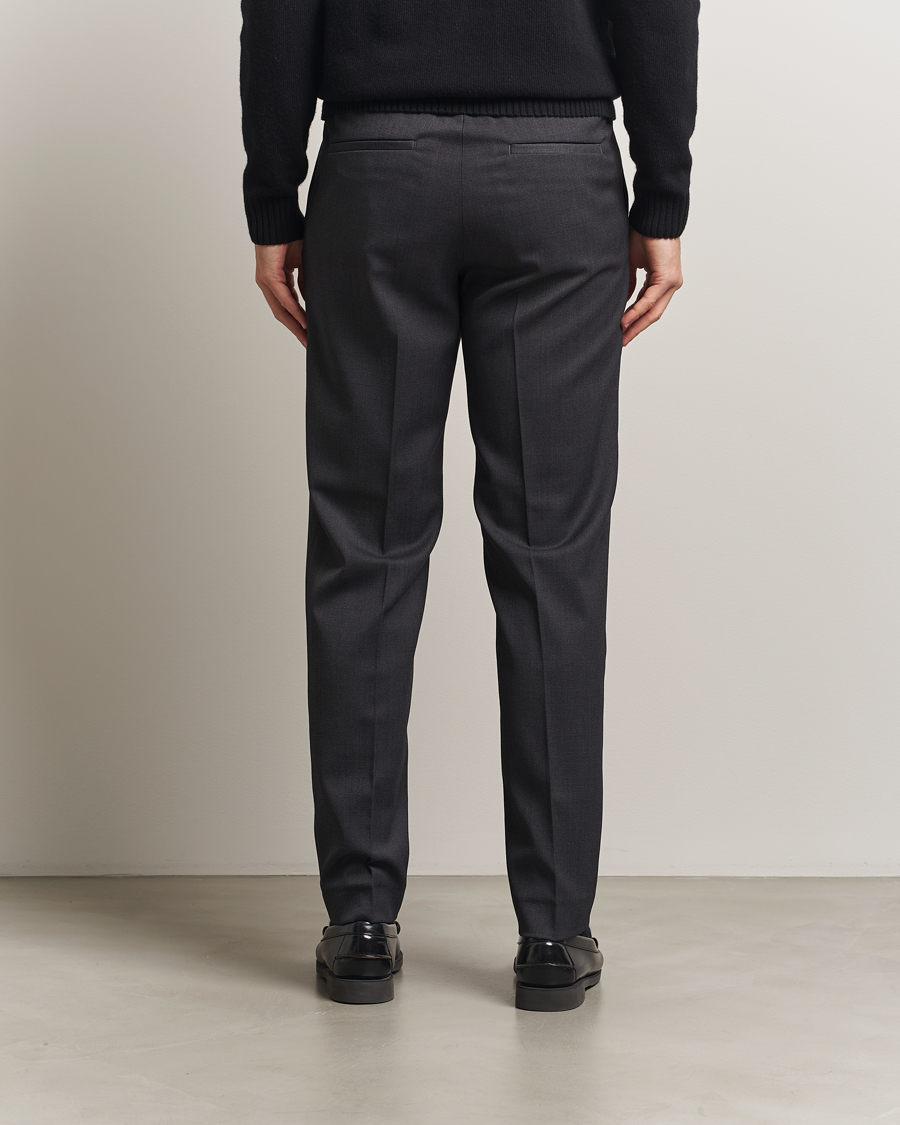 Men | Trousers | Filippa K | Theo Relaxed Wool Trousers Mid Grey