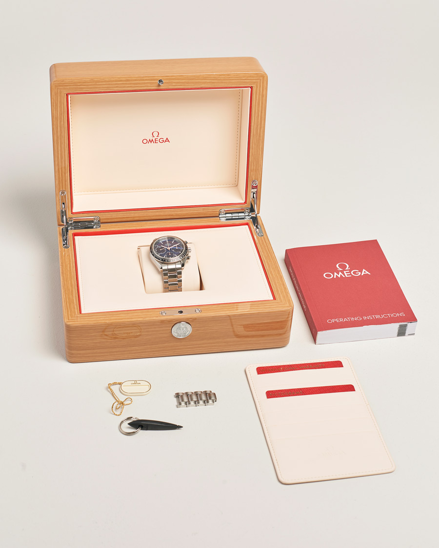 Men | Omega Pre-Owned Speedmaster Racing | Omega Pre-Owned | Speedmaster Racing