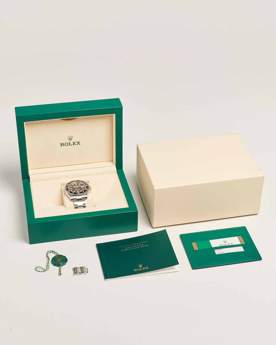Men | Rolex Pre-Owned Submariner Date | Rolex Pre-Owned | Submariner Date