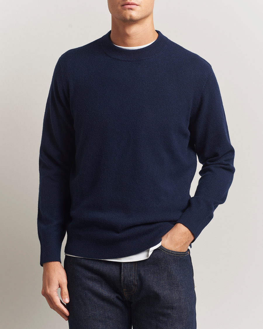 Men | Sweaters & Knitwear | A Day's March | Marlow Cashmere Blend Sweater Navy