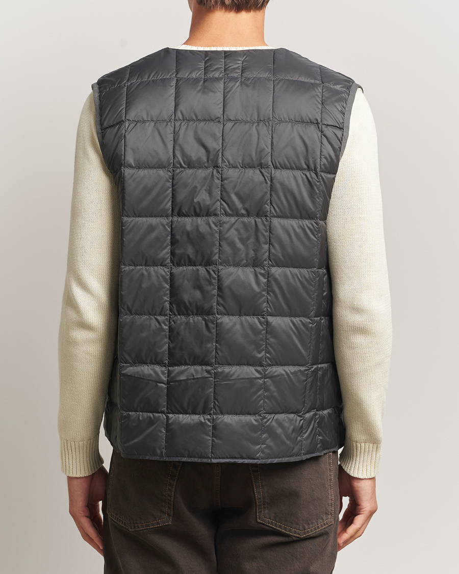 Men | Coats & Jackets | TAION | V-Neck Lightweight Down Vest Dark Grey
