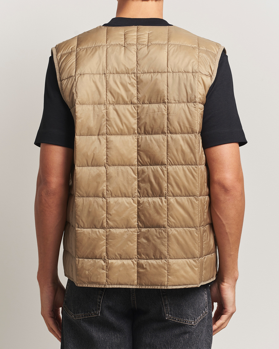 Men | Gilets | TAION | V-Neck Lightweight Down Vest Greige