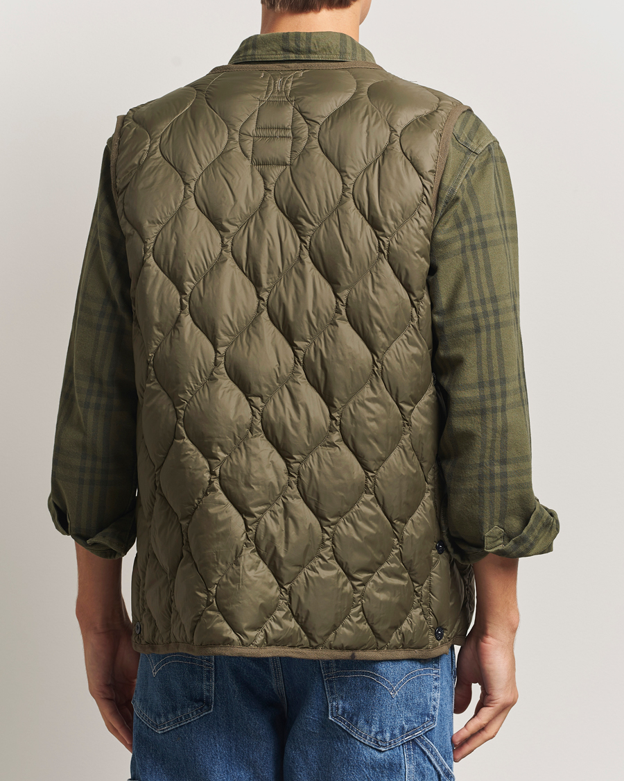 Men | Gilets | TAION | Military Crew Neck Down Vest Dark Olive