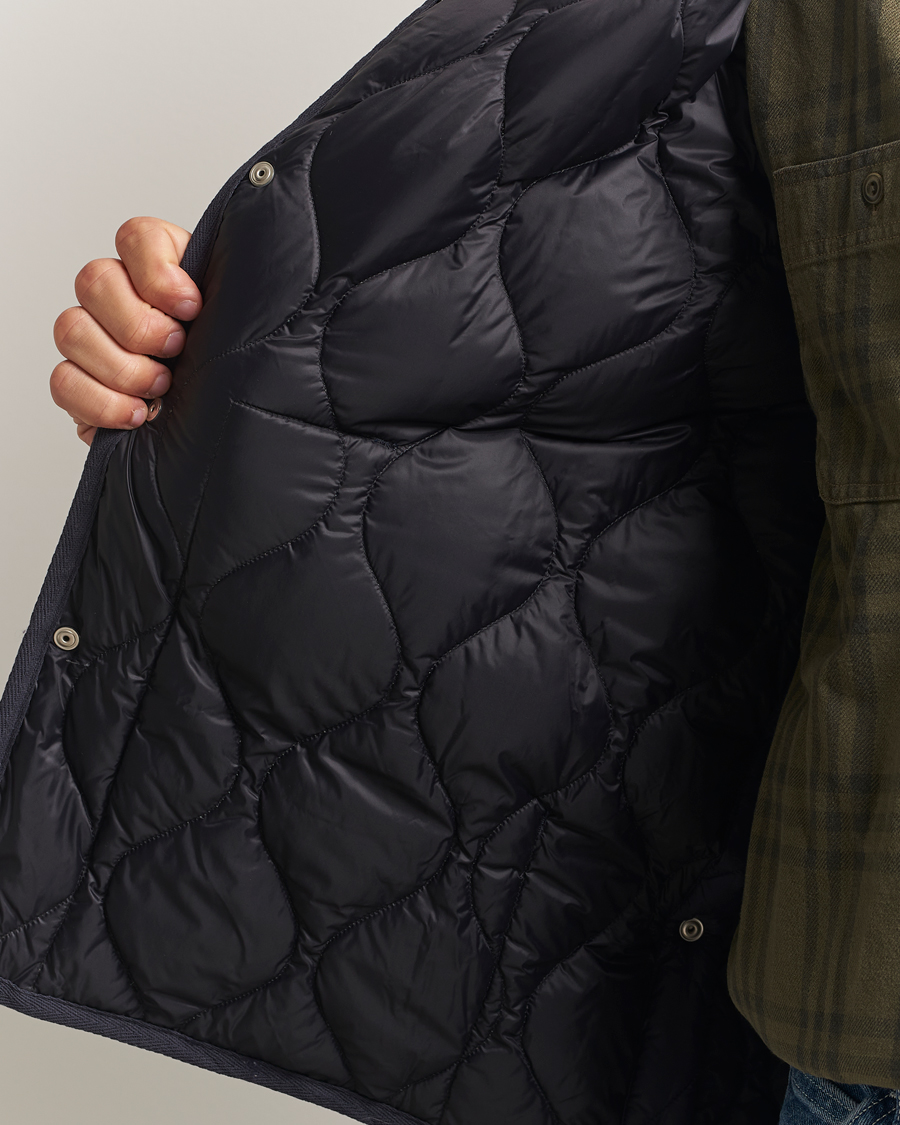 Men | Gilets | TAION | Military Crew Neck Down Vest Navy