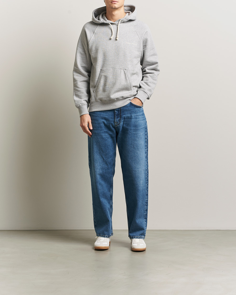 Men | Sweaters & Knitwear | Nudie Jeans | Gunde Logo Hoodie Grey Melange